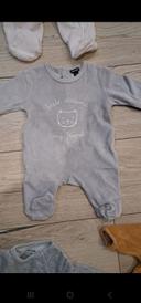 8 pyjamas bébé 1-3 mois