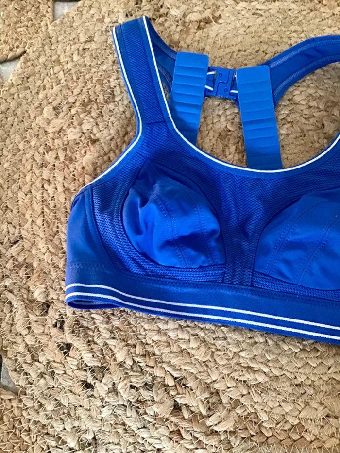 Brassière de sport taille 80A marque Yvette - photo numéro 2