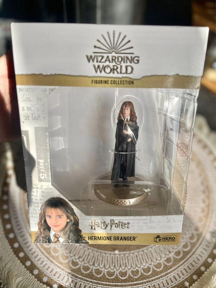 Figurine Hermione Granger - photo numéro 1