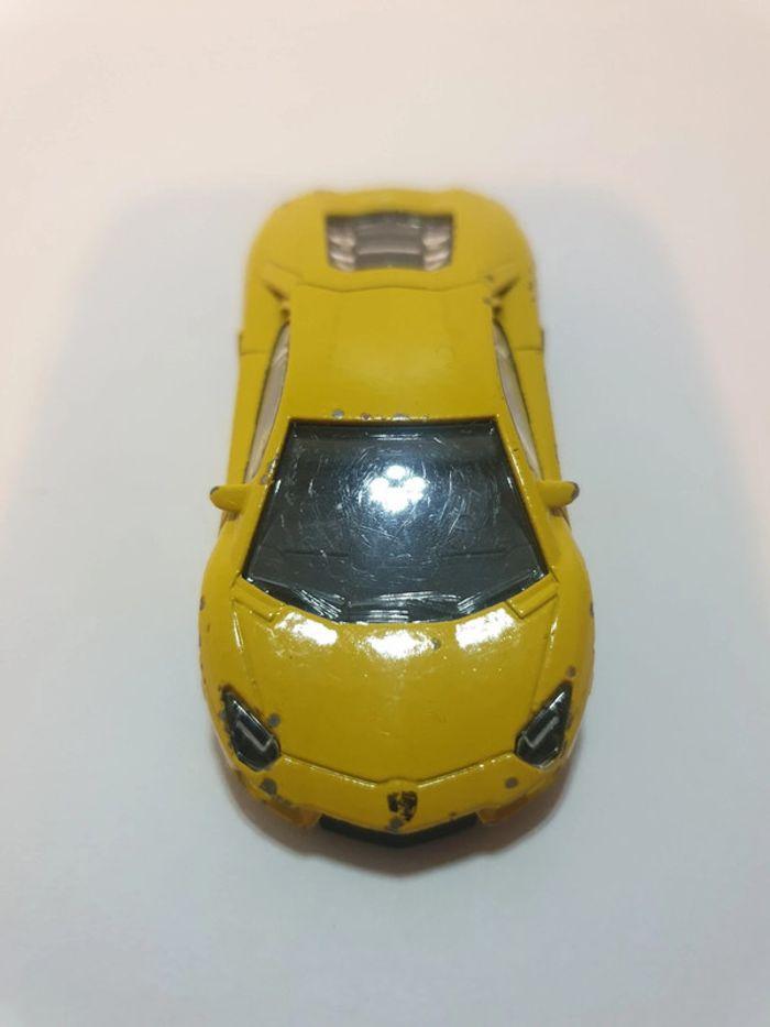 Majorette 219E Lamborghini Aventador jaune - 1/64 - photo numéro 3