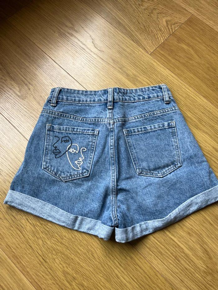 Short en jean Shein taille XS - photo numéro 3