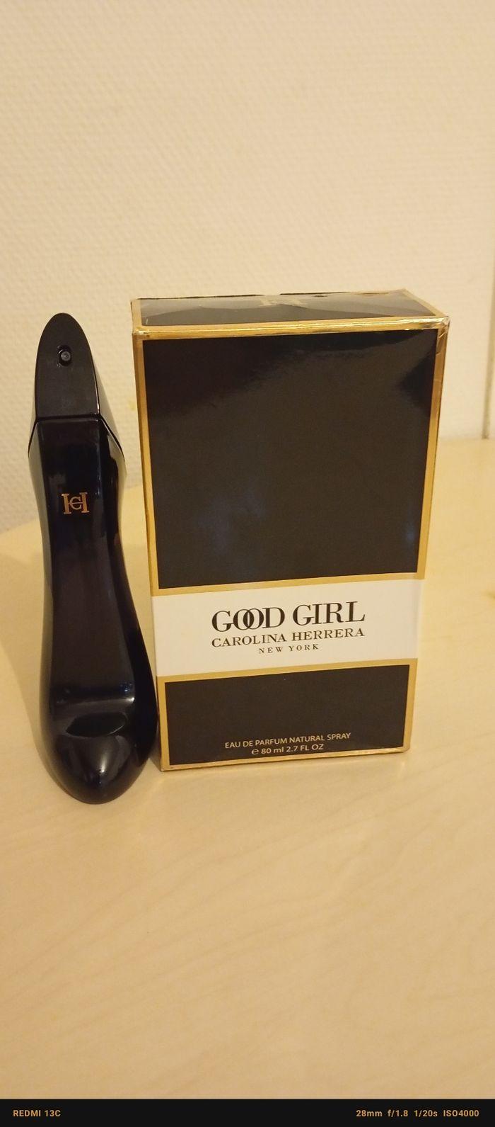 Eau  de parfum very ood girl carolina Herrera ( it's good to be bad ) 80 ML - photo numéro 4