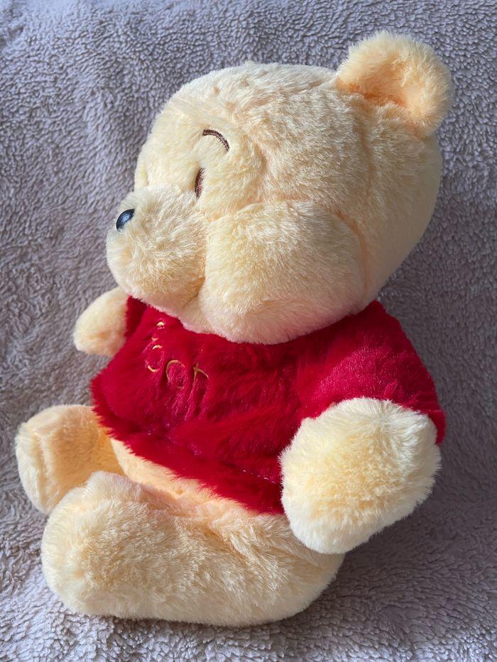 Peluche lumineuse respirante Disney Winnie L’ourson - photo numéro 3