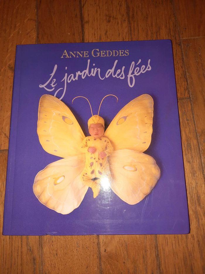 Livre Anne Geddes Le jardin des fêes - photo numéro 1