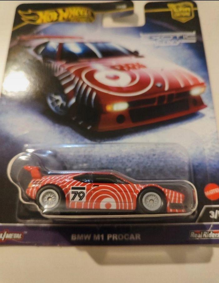 Voiture Hot Wheels Premium "BMW M1 Procar" - photo numéro 2