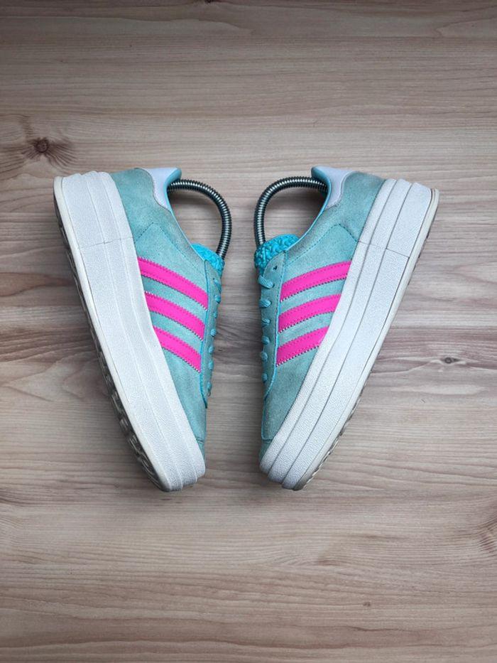 👟 Adidas Gazelle Bold Vert Pastel et Rose Pointure FR 37 1/3 US 6 👟 - photo numéro 2