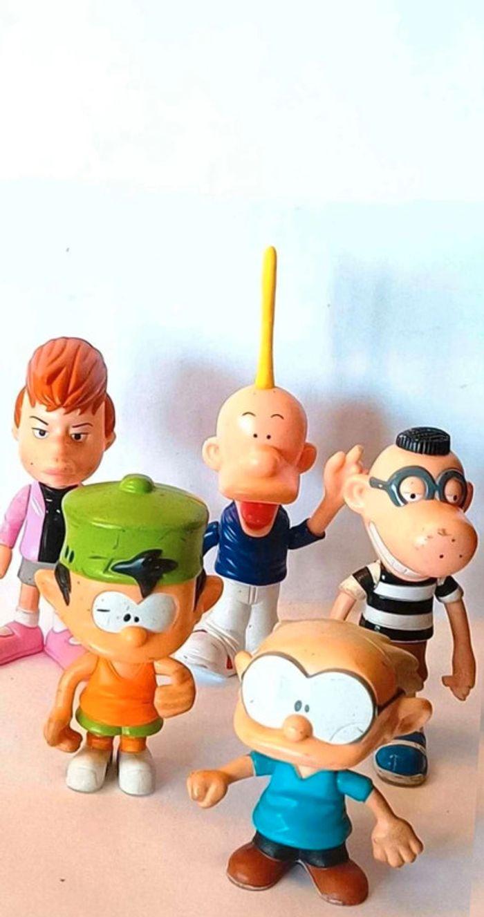 Lot  de  5 figurines  titeuf kid paddle  de  Midam  happy meal - photo numéro 1