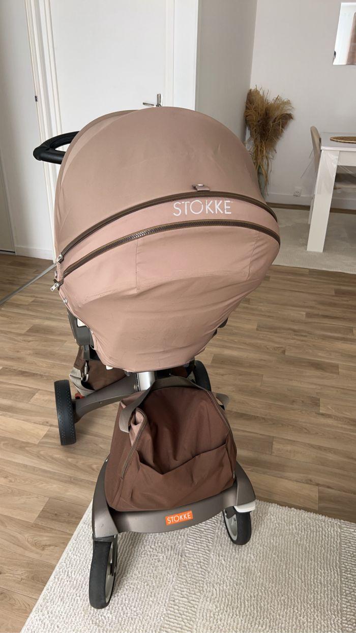 Pousette stokke en bon état - photo numéro 4