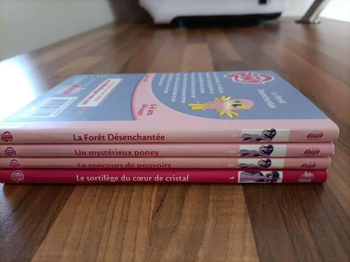 Lot 4 livres My Little Pony tome 1,2,3,5 +1 petit cadeau - photo numéro 7