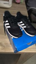 Basket adidas taille 27