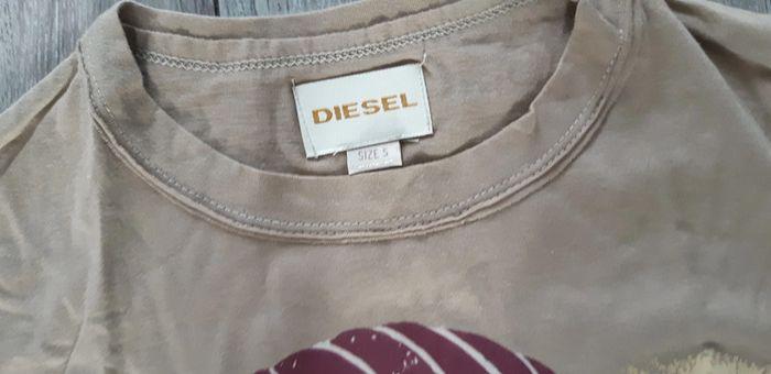 Tee shirt Diesel taille S - photo numéro 3