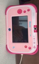 Tablette Vtech rose avec 2 jeux