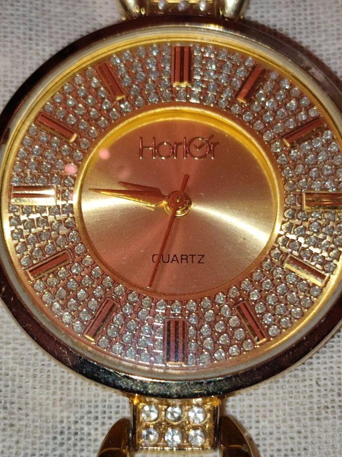 Montre femme - photo numéro 1