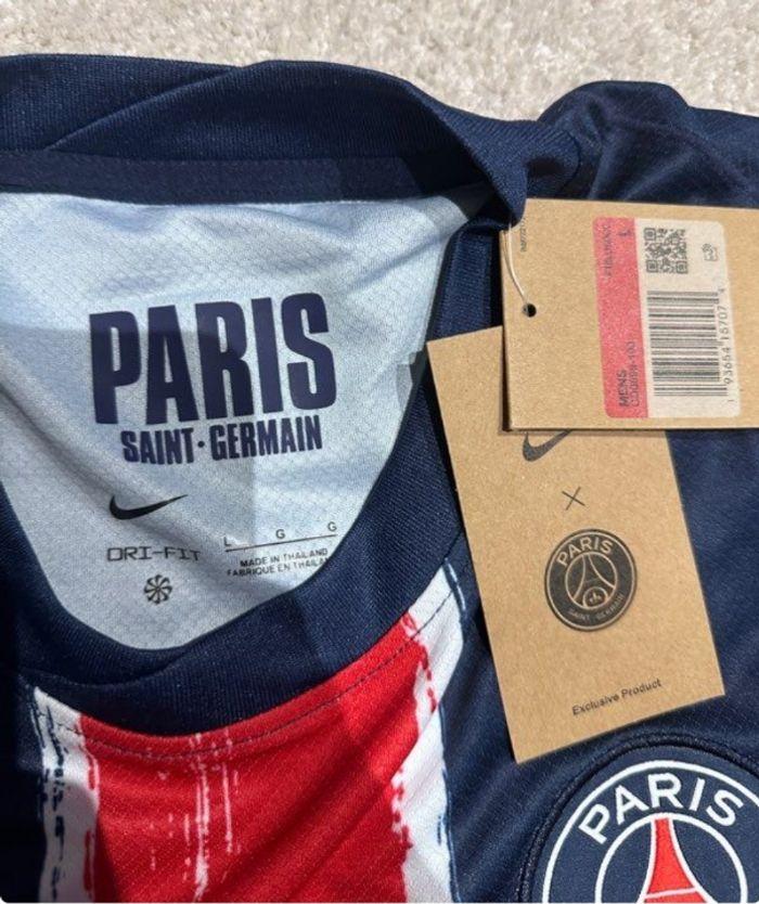 Maillot PSG domicile 2024 Paris Saint-Germain - photo numéro 2