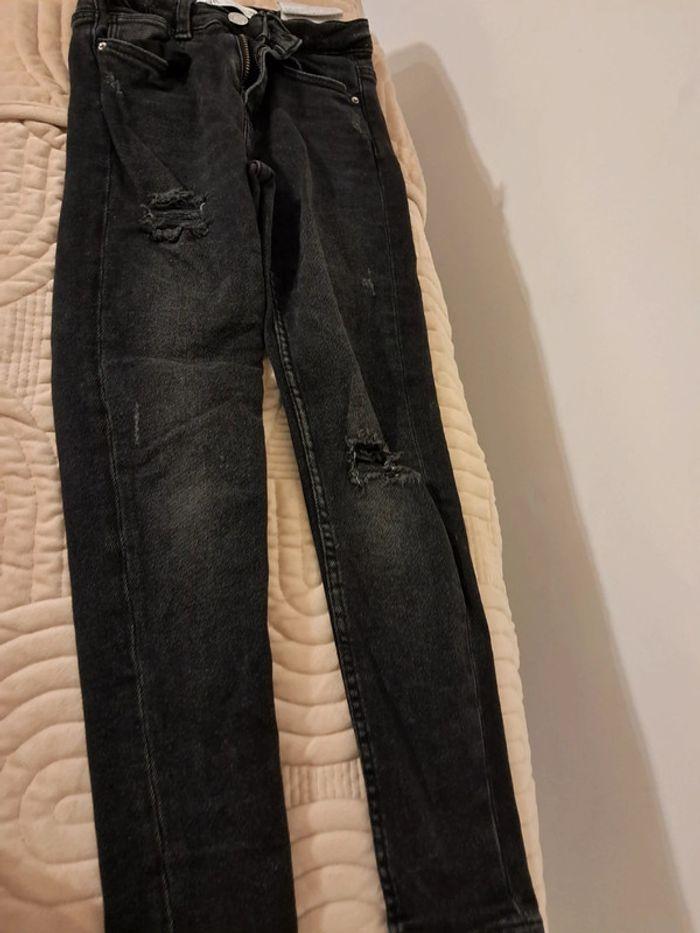 Jeans zara 8ans - photo numéro 1