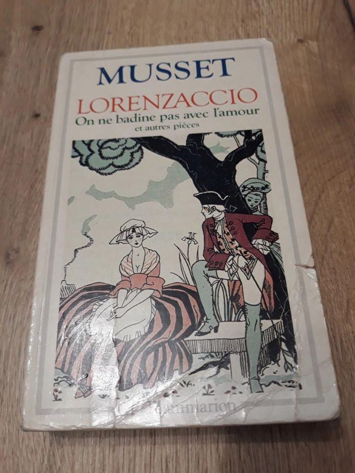 Livre Lorenzaccio On ne badine pas avec l'amour et autres pièces de Musset - photo numéro 1