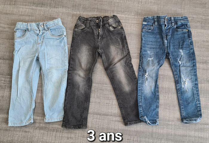 Lot jeans - photo numéro 1