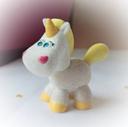 Mini small petite figurine figura licorne unicorn douce toy story buttercup Disney Pixar mattel