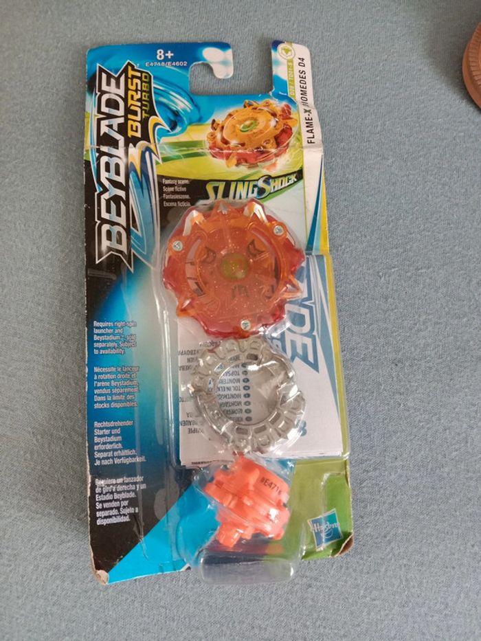 Toupie Beyblade - photo numéro 1