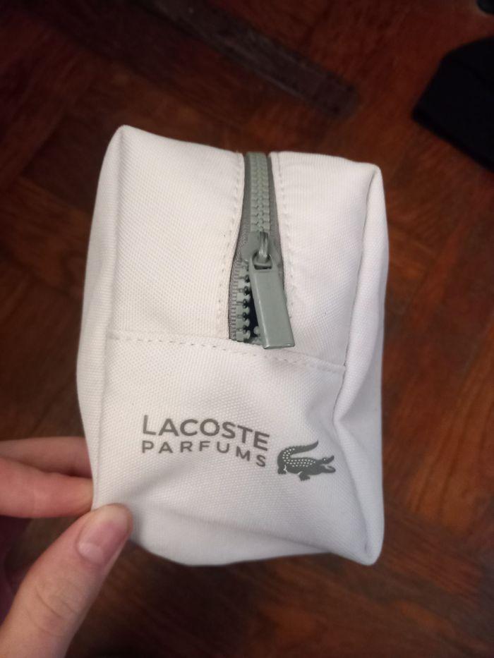 Trousse de toilette Lacoste - photo numéro 2