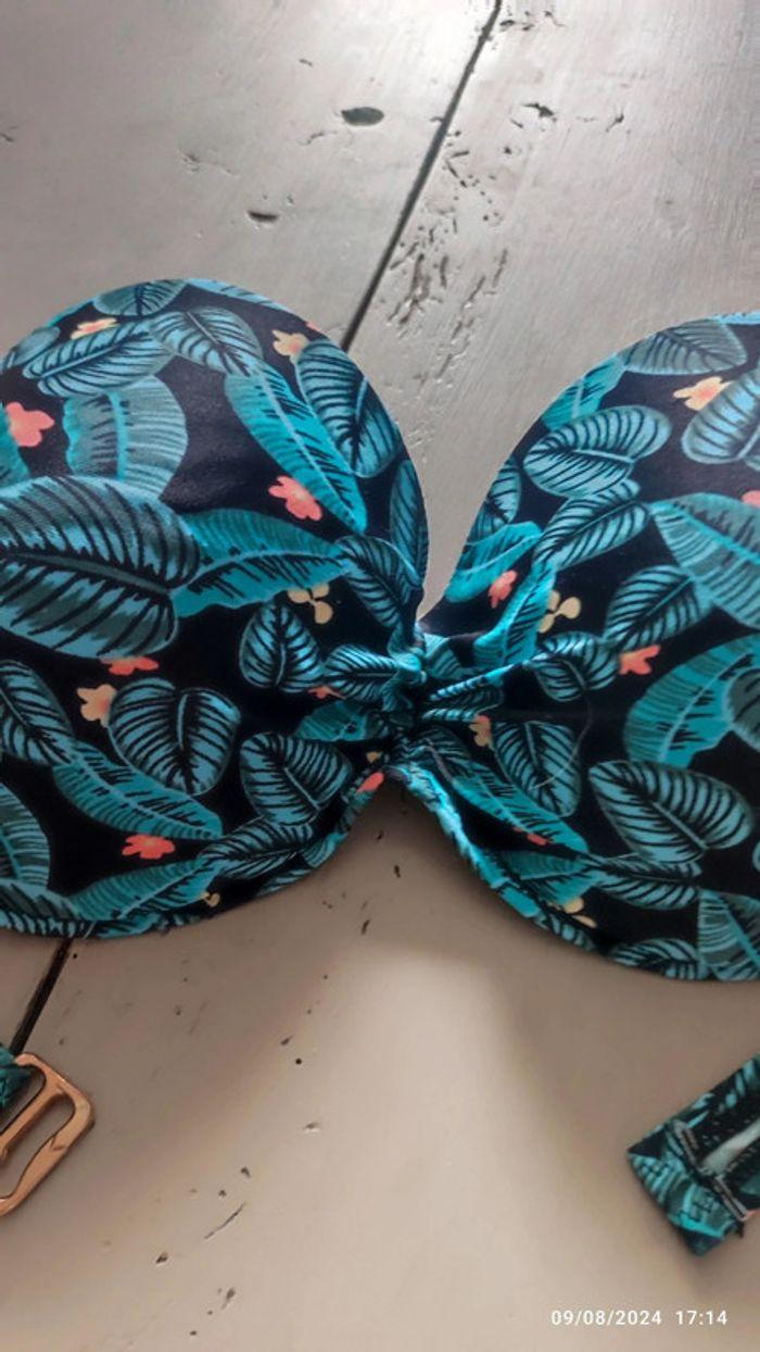 Haut de maillot de bain floral sans bretelles bustier - photo numéro 2