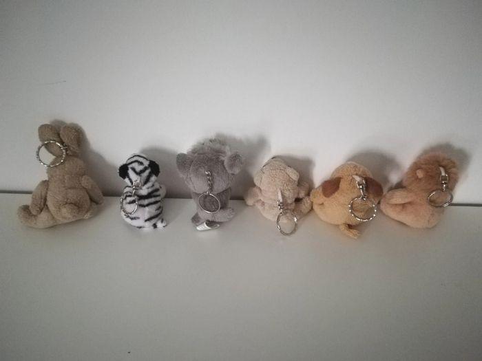 Lot de 6 petites peluches porte clés - photo numéro 2