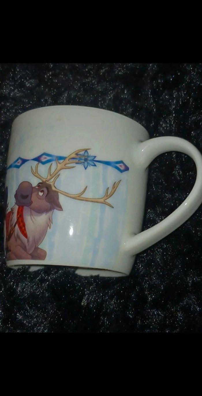 Assiette et tasse Reine des Neiges.  Disney - photo numéro 4