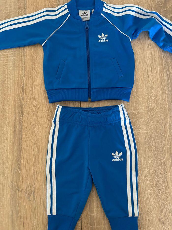 Ensemble Jogging Adidas - photo numéro 1