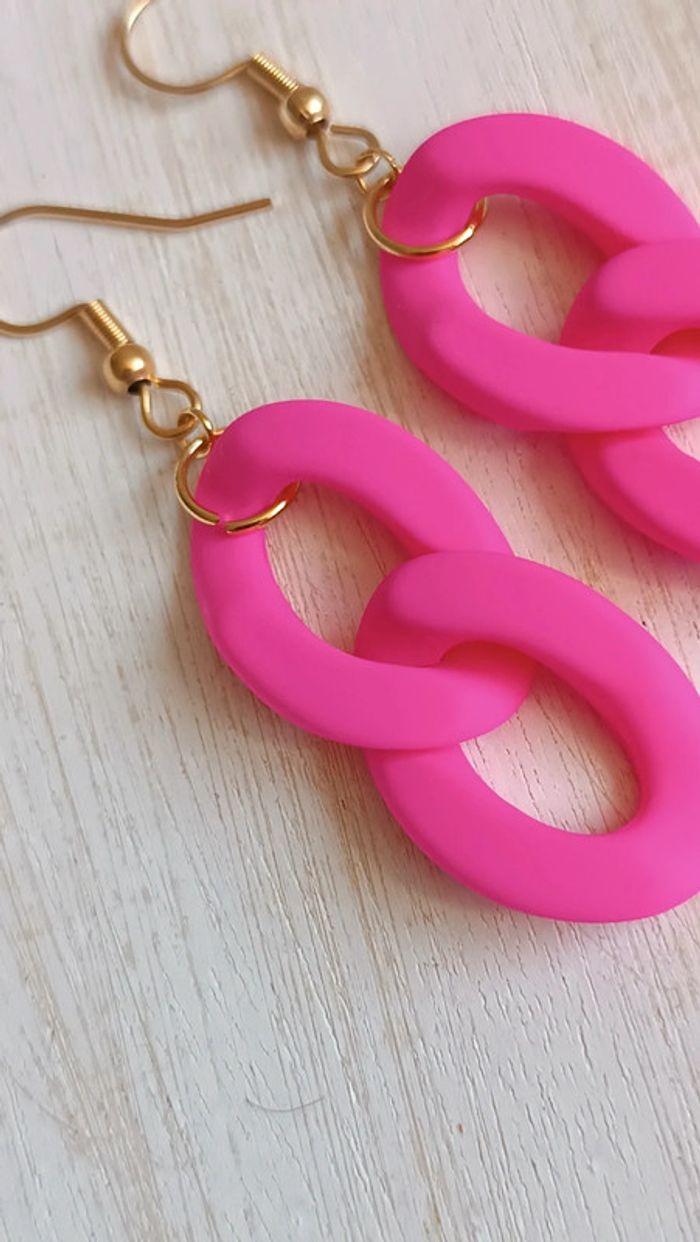 Boucles d'oreilles tendances - photo numéro 2