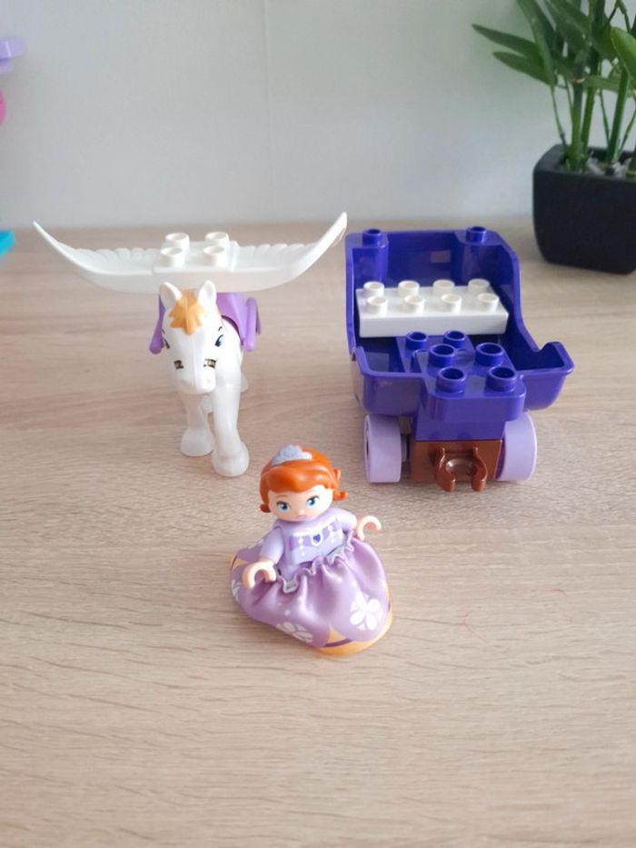 LEGO Duplo - Le carrosse magique de Princesse Sofia (10822) - photo numéro 5