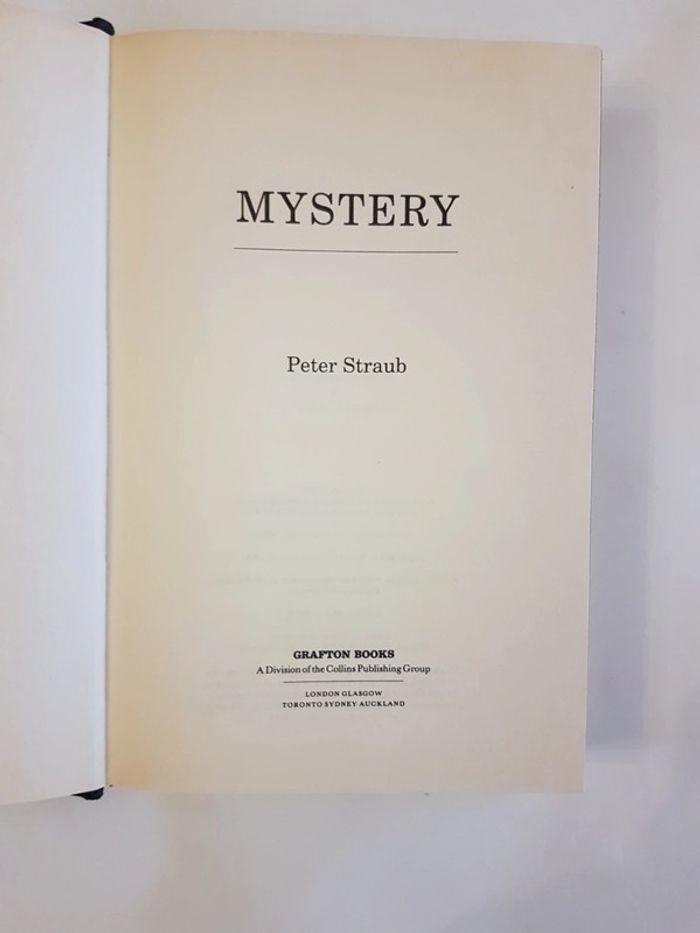 Mystery livre en anglais de Peter Straub - photo numéro 8