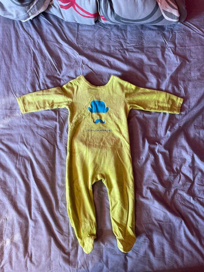 Lot 3 pyjamas velours 2 ans - photo numéro 9