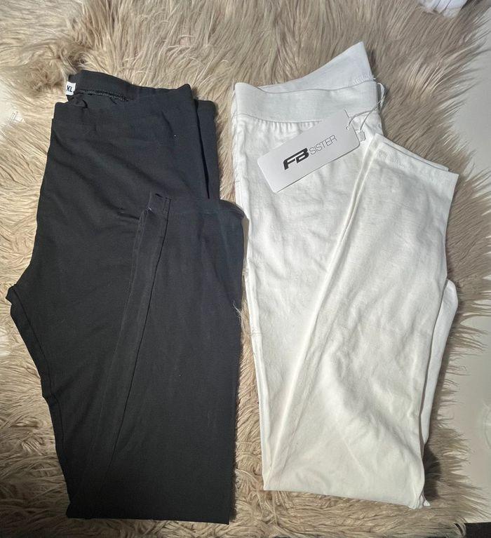 Lot de leggings noir et blanc taille XL - photo numéro 2