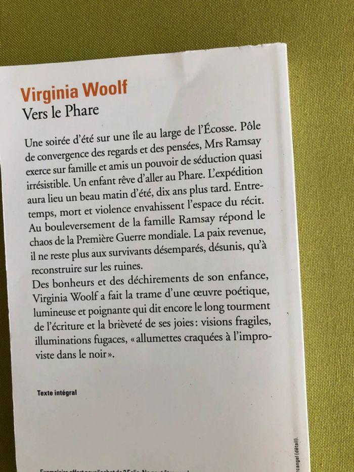 Livre poche Woolf vers le phare - photo numéro 3