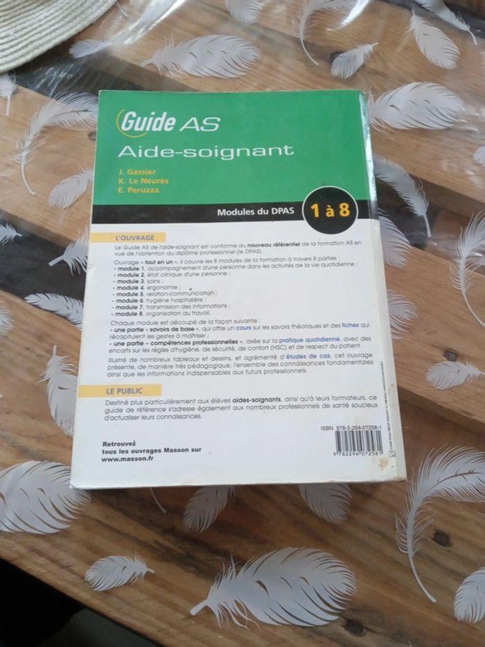 Guide AS - photo numéro 2