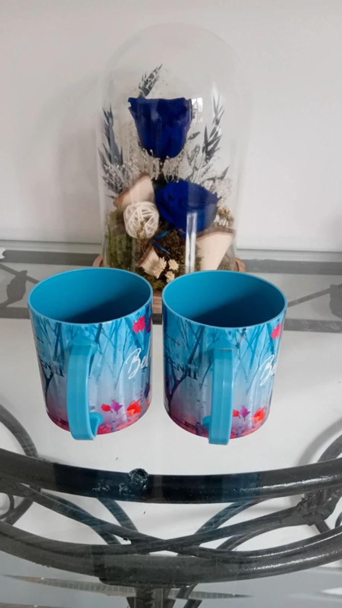 2 tasses en plastique - photo numéro 3