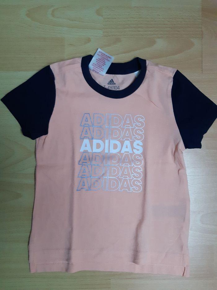 Tee-shirt manches courtes Adidas 3-4 ans excellent état - photo numéro 1