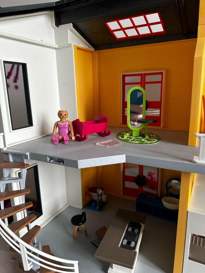 Maison Playmobil avec ou sans accessoires - photo numéro 4