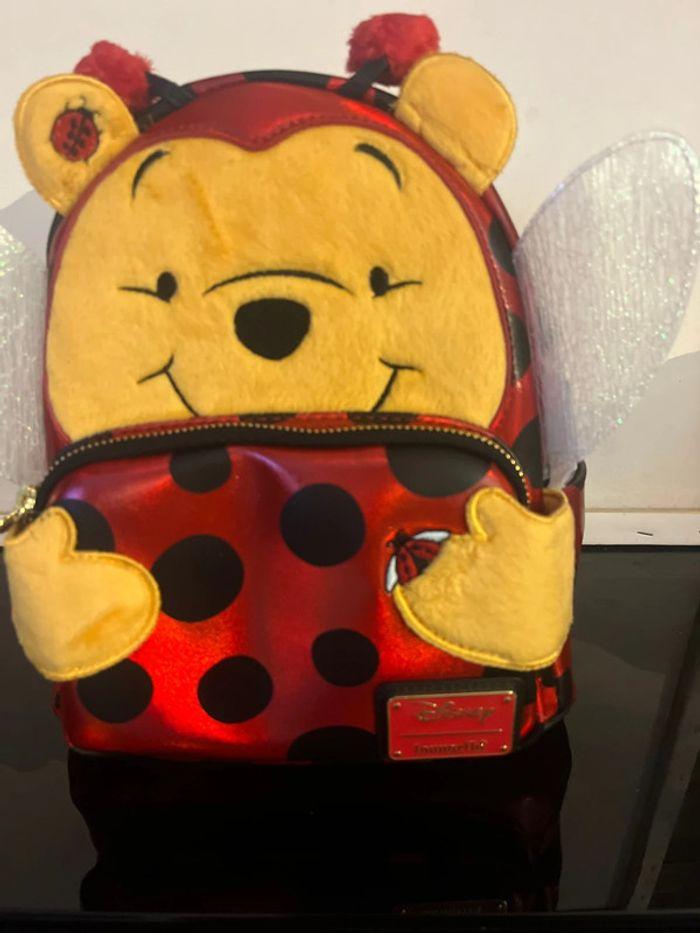 Disney Loungefly Winnie l’ourson costume coccinelle - photo numéro 3