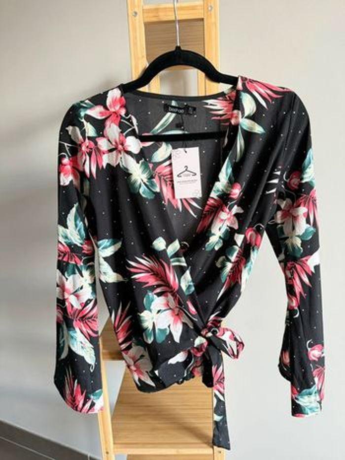 Blouse Boohoo fleurie pois Taille 36 - photo numéro 1