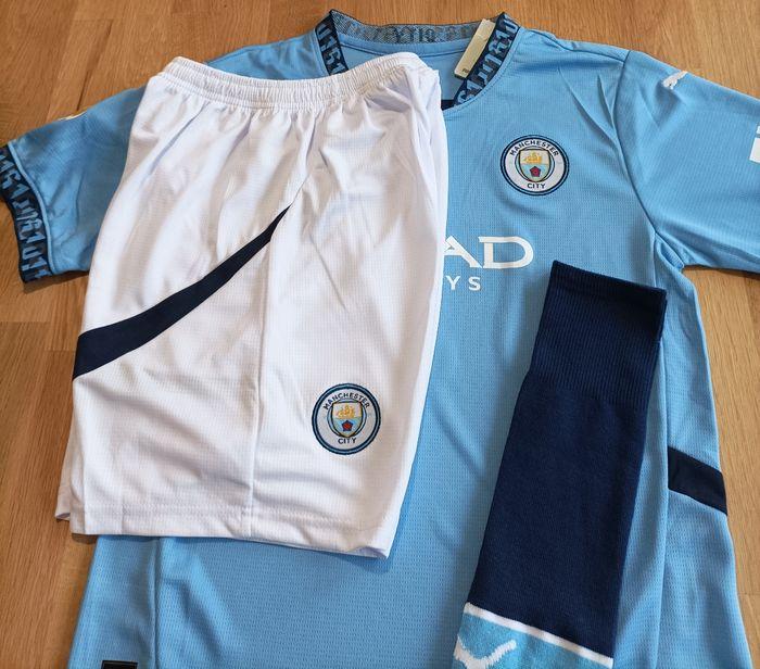 Haaland Manchester City taille 10 ans modèle 2025 kit complet - photo numéro 2