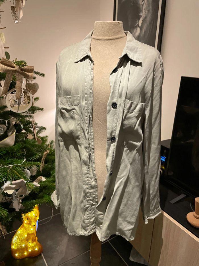 Chemise ample Primark kaki - taille 42 - photo numéro 1