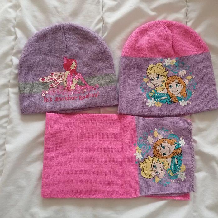 Lot bonnet et cache cou de disney taille 54 - photo numéro 2