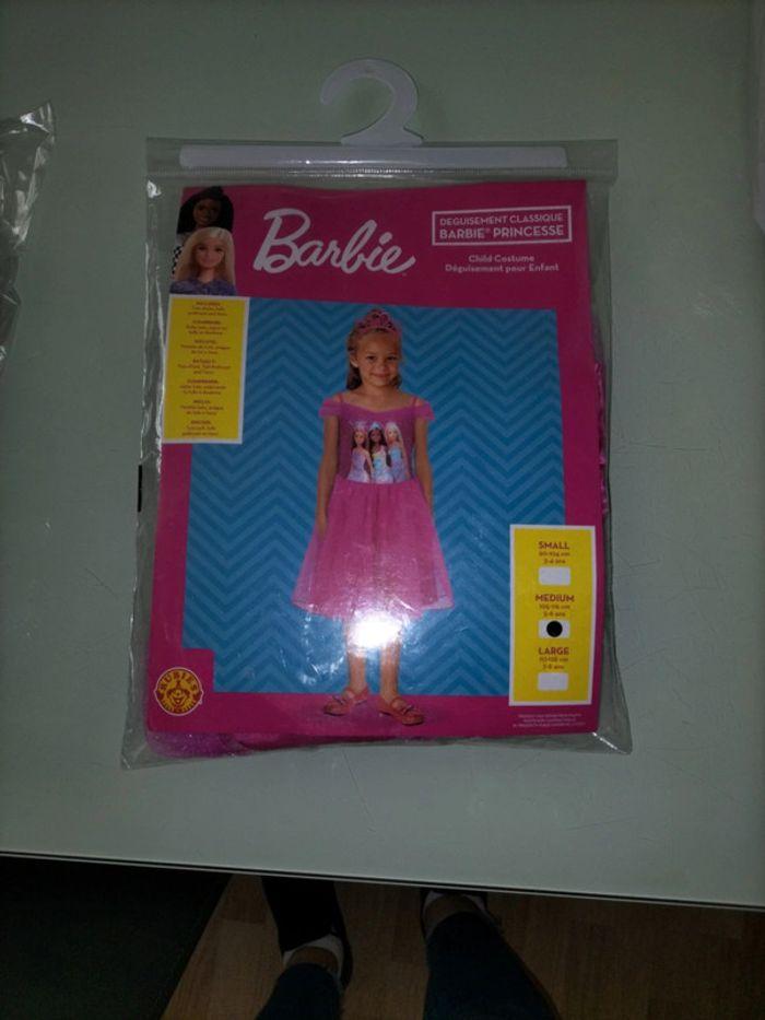 robe barbie 110/116 5/6 ans