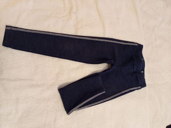 Pantalon de survetement habillé bleu foncé deux poches derrière deux poches devant avec brillant sur les côtés une bande brillante taille 6 ans sans cesse - photo numéro 5