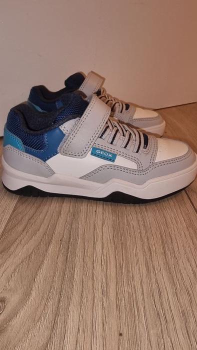 Baskets GEOX taille 28 - photo numéro 5