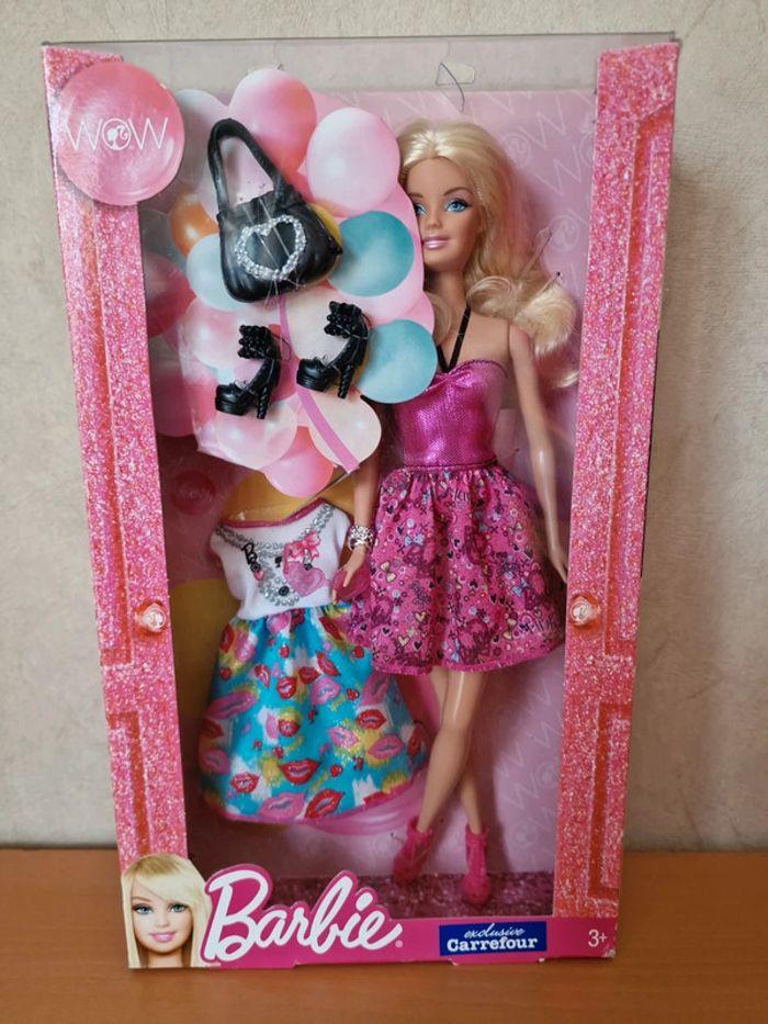 Barbie Mattel neuve avec étiquette - photo numéro 1