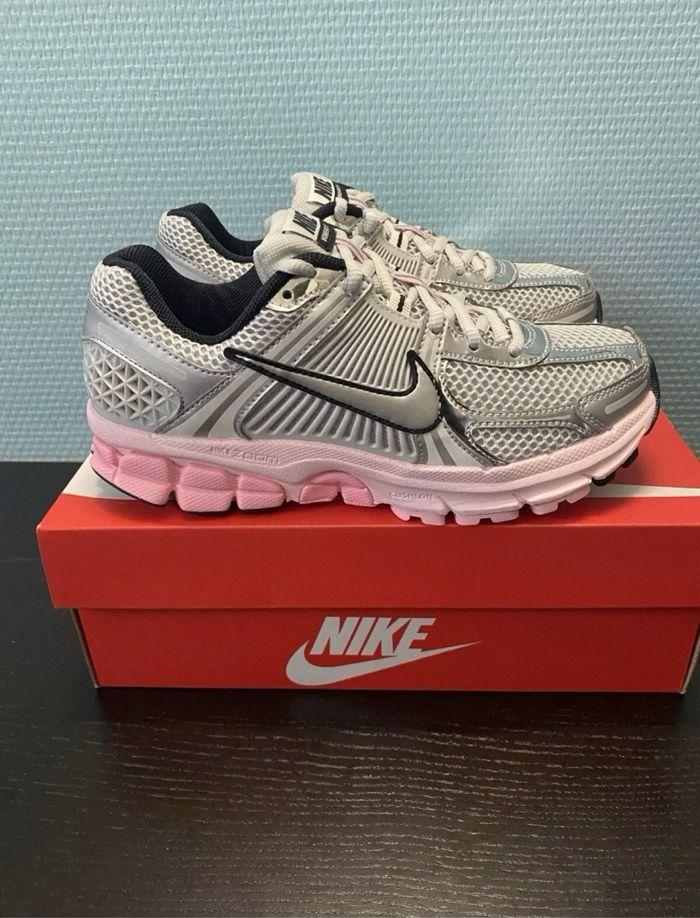 Nike vomero 5 gris rose - photo numéro 1