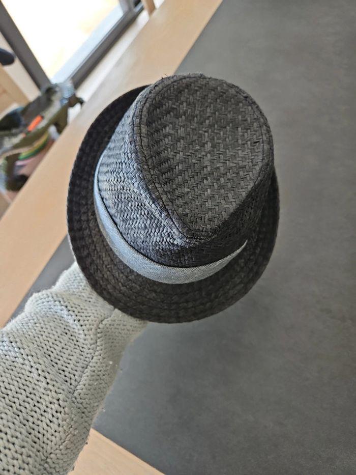 Chapeau - photo numéro 1