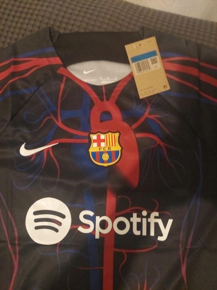 Maillot barcelone Maillot 23/24 taille M  produit neuf emballer - photo numéro 4